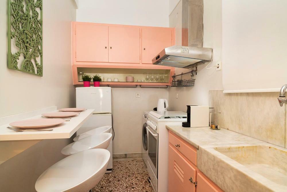 Vintage Apartment Next To Acropolis Museum Athena Bagian luar foto